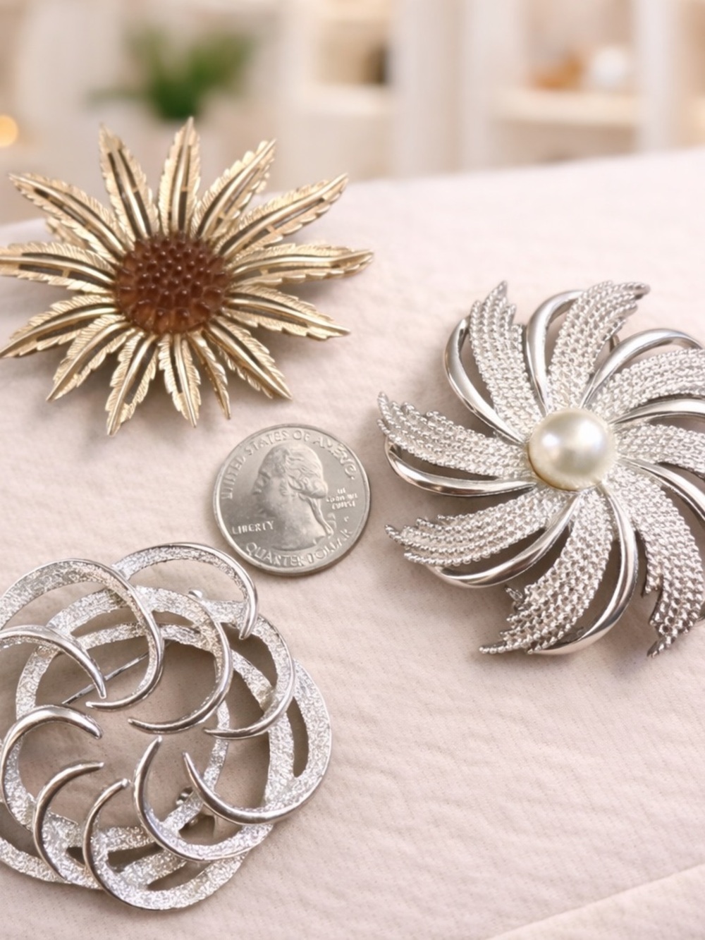 Lot of 3 Vintage SARAH COVENTRY Silver Tone Gold Tone Flower Faux Pearl Cocktail - Picture 2 of 3